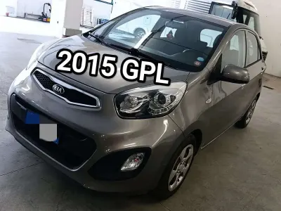 Usata Kia Picanto 68 CV (50 kW) 2014 Utilitaria