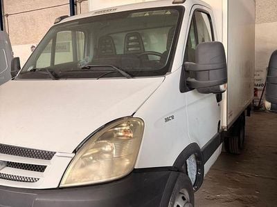 Nuova Iveco Daily 116 CV (85 kW) 2026