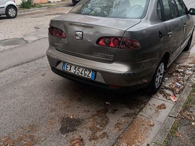 Grigio Usata 2004 Seat Cordoba Berlina | 800 €