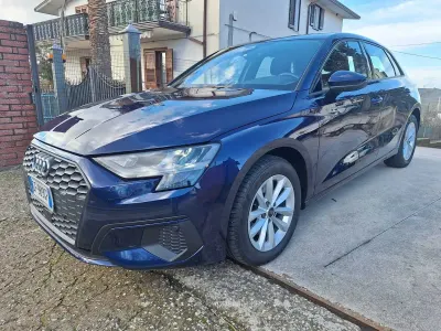 Usata Audi A3 116 CV (85 kW) 2021 Blu Berlina