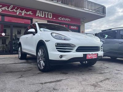 Usado Porsche Cayenne Platinum Edition 245 CV (180 kW) 2014 Blanco SUV