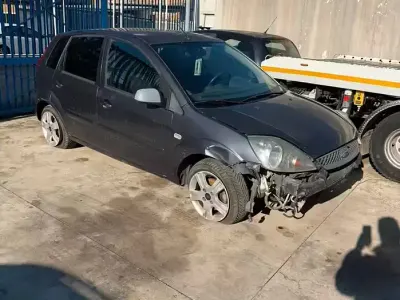 Usata Ford Fiesta 2008 Grigio Utilitaria