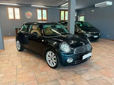 Usata Mini Cooper D 109 CV (80 kW) 2007 Nero Utilitaria