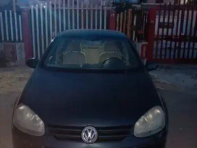 Usata VW Golf IV 140 CV (102 kW) 2004 Berlina