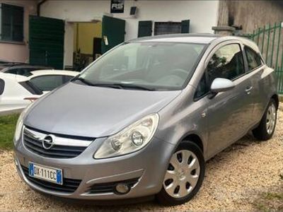 Usata Opel Corsa Sport 80 CV (58 kW) 2009 Grigio Berlina