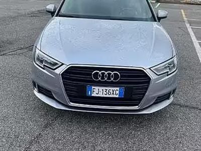 Usata Audi A3 116 CV (85 kW) 2018 Grigio Berlina
