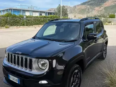 Usata Jeep Renegade Longitude 120 CV (88 kW) 2017 Nero SUV