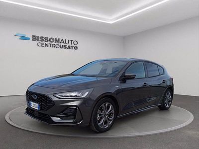Magnetic Usata 2022 Ford Focus ST-Line Berlina | 20.500 € (Cara)