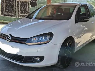 Usata VW Golf VI Business 105 CV (77 kW) 2011 Bianco Utilitaria