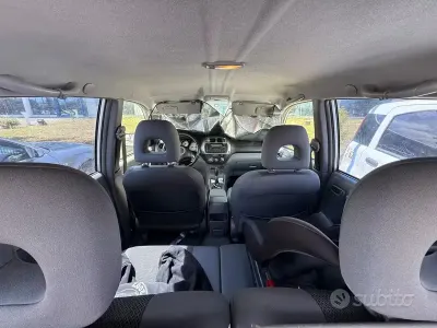 Usata Toyota RAV4 150 CV (110 kW) 2003 Grigio SUV