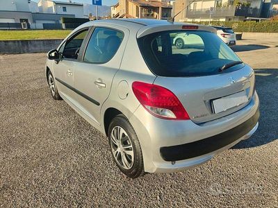 Usata Peugeot 207 73 CV (53 kW) 2007 Berlina