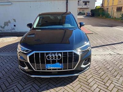 Begagnad Audi Q3 Advanced 150 HK (110 kW) 2021 Svart SUV