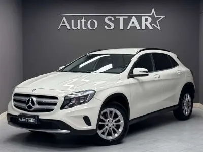 Usata Mercedes GLA200 136 CV (100 kW) 2016 Bianco SUV
