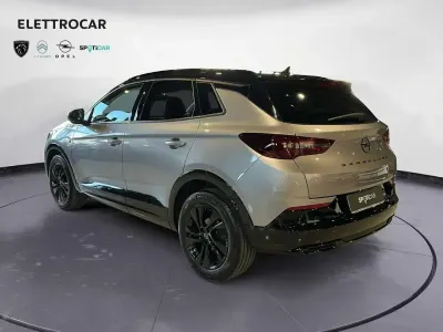 Usata Opel Grandland X Edition 131 CV (96 kW) 2023 Grigio SUV