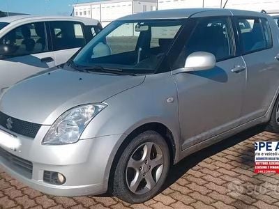 Usata Suzuki Swift 92 CV (67 kW) 2006 Grigio Utilitaria