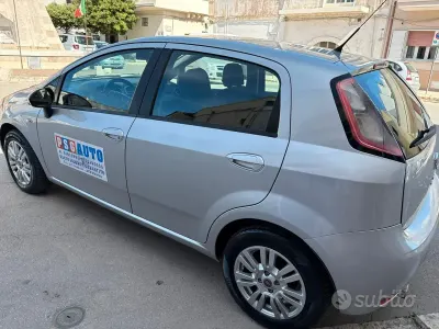 Usata Fiat Punto 69 CV (50 kW) 2014 Grigio Utilitaria