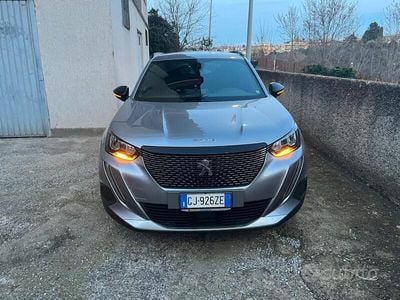 Usata Peugeot 2008 Allure 131 CV (96 kW) 2023 Grigio SUV