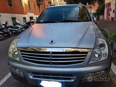 Usata SsangYong Rexton 2005 Grigio SUV