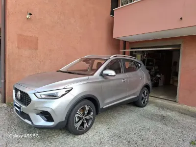 Usata MG ZS Comfort 106 CV (77 kW) 2025 Grigio SUV