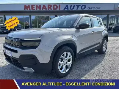 Usata Jeep Avenger Altitude 101 CV (74 kW) 2024 Grigio SUV