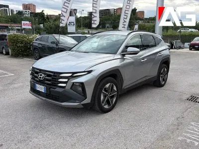Käytetty Hyundai Tucson 215 HP (158 kW) 2024 Harmaa Katumaasturi