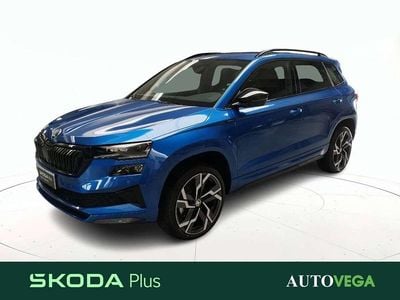 Blu pastello Usata 2024 Skoda Karoq SportLine SUV | 33.600 € (Cara)