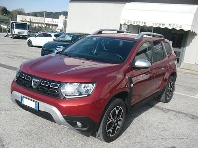 Usata Dacia Duster Prestige 101 CV (74 kW) 2020 Bordeaux SUV