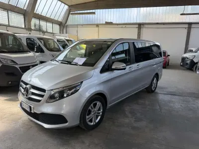Usata Mercedes V220