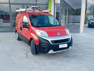Usata Fiat Fiorino 95 CV (69 kW) 2017 Rosso Monovolume