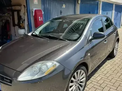 Usata Fiat Bravo 120 CV (88 kW) 2008 Utilitaria