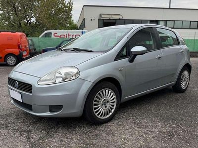 Usata Fiat Grande Punto 65 CV (47 kW) 2007 Grigio Utilitaria