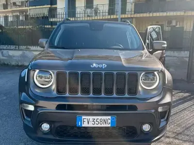 Usata Jeep Renegade 120 CV (88 kW) 2019 Grigio SUV