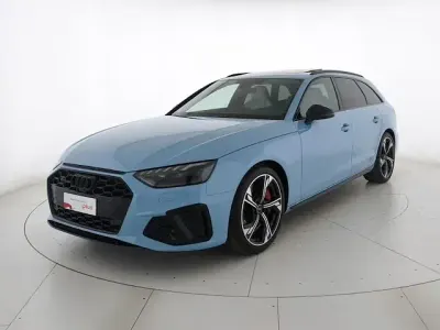 Usata Audi S4 Sport 341 CV (250 kW) 2024 Exclusive  blau gulf Station wagon