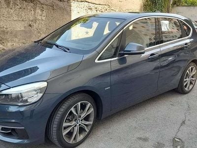 Usata BMW 216 Active Tourer Luxury Line 116 CV (85 kW) 2017 Grigio Monovolume
