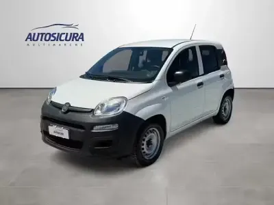 Usata Fiat Panda S 69 CV (50 kW) 2023 Bianco Utilitaria