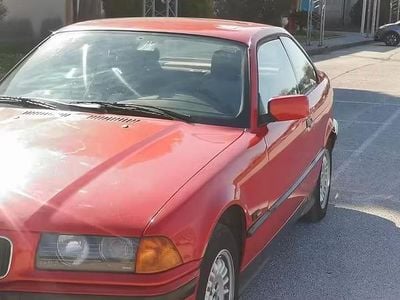 Usata BMW 318 140 CV (102 kW) 1992 Rosso Coupé
