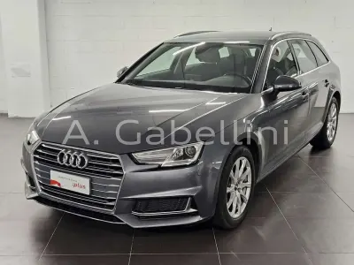Begagnad Audi A4 Business 150 HK (110 kW) 2018 Silver Kombi