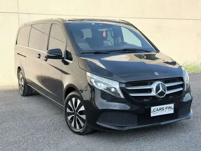 Usata Mercedes V220 Business 163 CV (119 kW) 2023 Metalizzato Monovolume