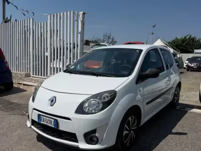 Usata Renault Twingo Dynamique 58 CV (42 kW) 2009 Bianco Utilitaria