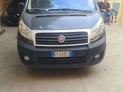 Usata Fiat Scudo 128 CV (94 kW) 2014 Blu/azzurro Furgone