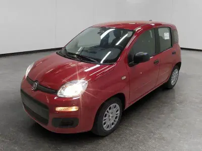 Nuova Fiat Panda Icon 69 CV (50 kW) 2025 Rosso Berlina