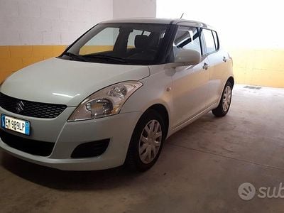 Usata Suzuki Swift 93 CV (68 kW) 2012 Bianco Utilitaria