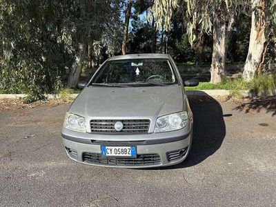 Usata 2005 Fiat Punto Dynamic Berlina | 3000 € (Molto cara)