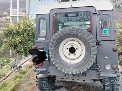 Usata Land Rover Defender 122 CV (89 kW) 2006 Grigio Station wagon