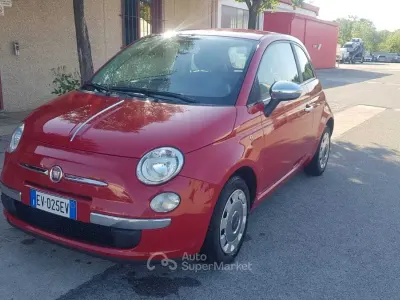Begagnad Fiat 500 69 HK (50 kW) 2014 Röd Sedan