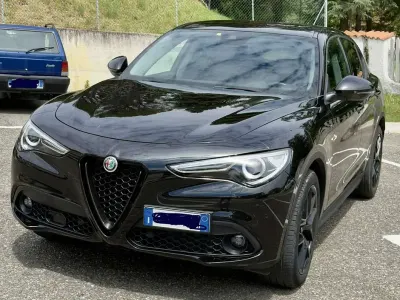 Usata Alfa Romeo Stelvio Sprint 190 CV (139 kW) 2020 Nero SUV
