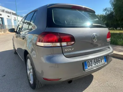 Usata VW Golf VI Highline 105 CV (77 kW) 2009 Grigio Utilitaria