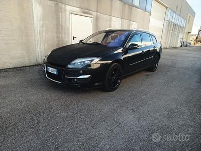 Usata Renault Laguna III 175 CV (128 kW) 2013 Nero Station wagon