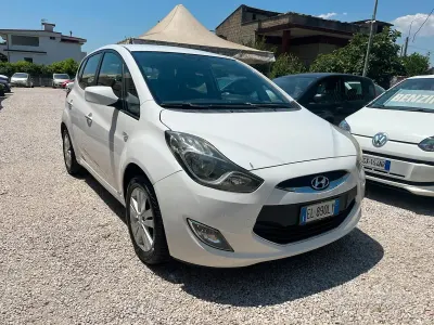 Usata Hyundai ix20 Comfort 90 CV (66 kW) 2012 Bianco Utilitaria