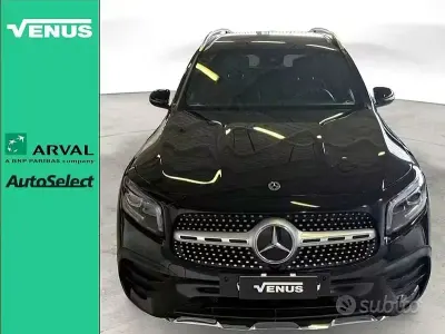 Usata Mercedes GLB200 Premium 163 CV (119 kW) 2022 Nero SUV